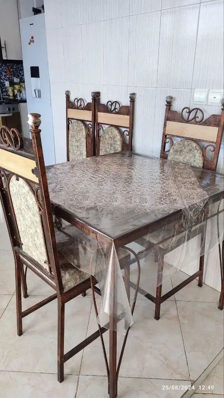 تخت کمد دراور بوفه میز تلفن جاکفشی فرفورژه تابلو|تخت و سرویس خواب|بیرجند, |دیوار