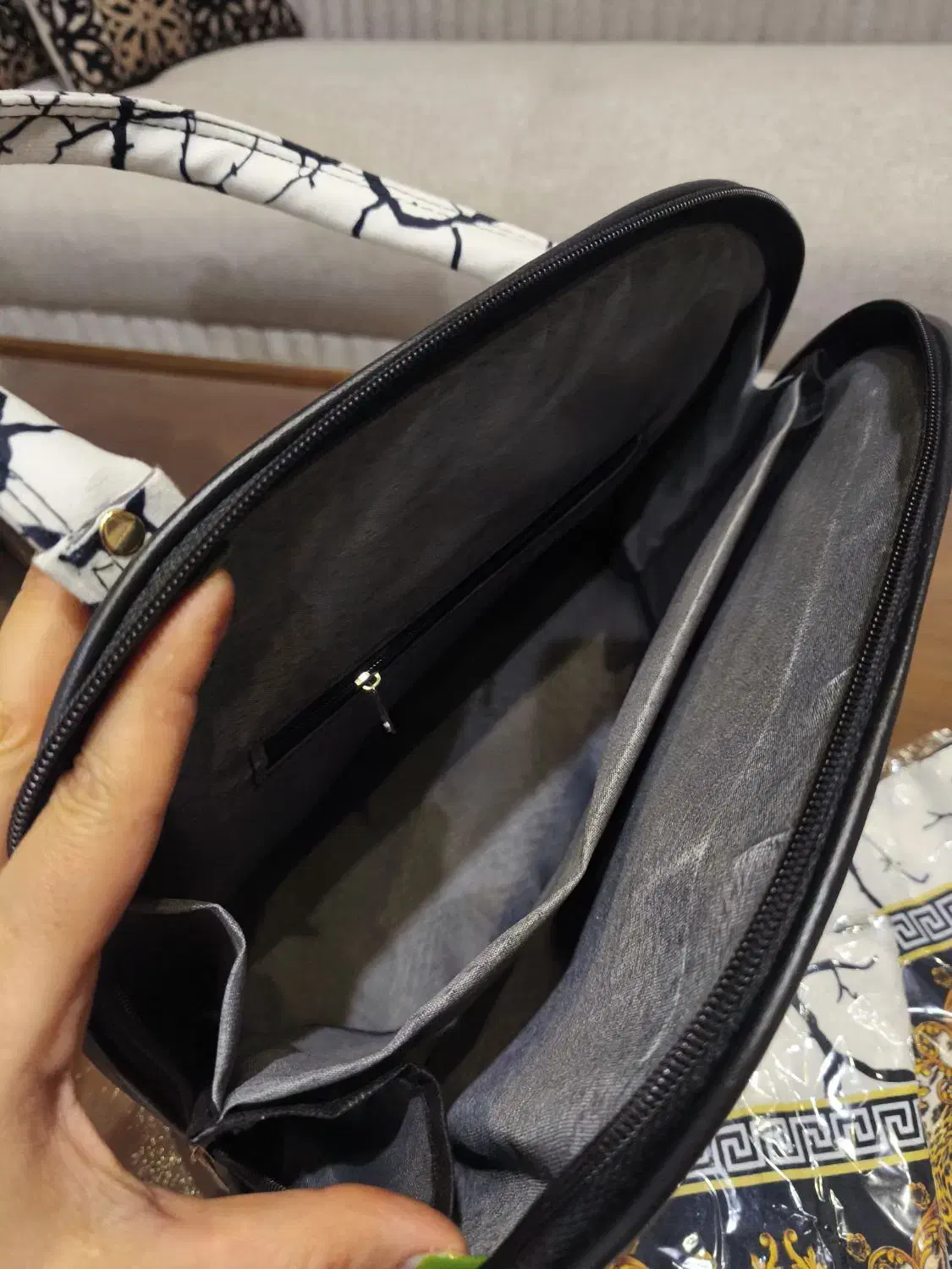 کیف و شال نو مناسب روز مادر|کیف، کفش، کمربند|شیراز, صدا و سیما|دیوار