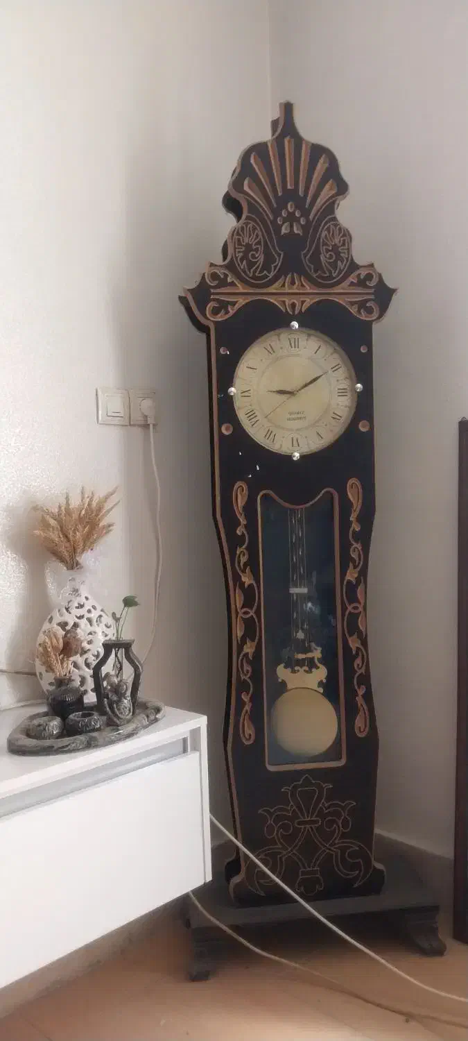 ساعت ایستاده|ساعت دیواری و تزئینی|شاهین‌شهر, عطار|دیوار