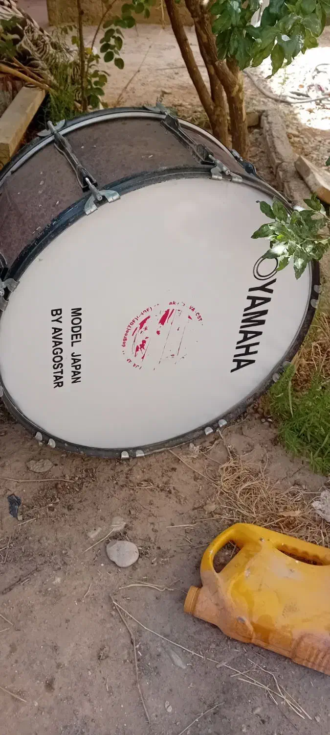 مفت|درام و پرکاشن|اسفراین, |دیوار