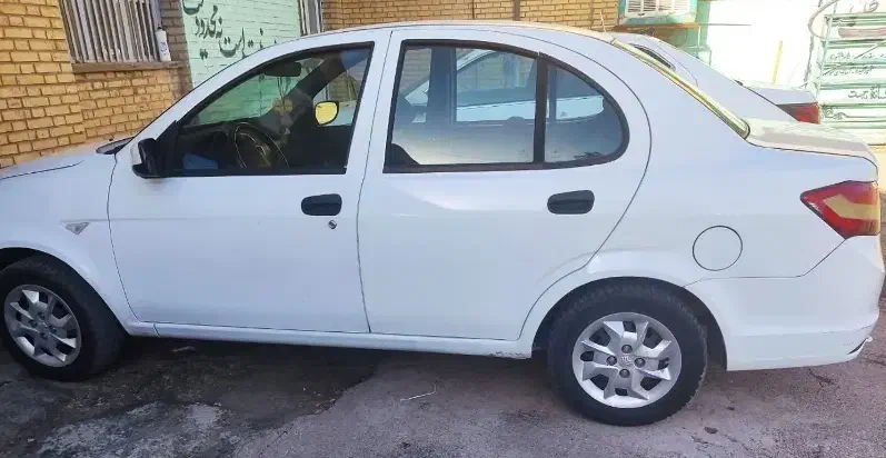 ساینا ۹۸|خودرو سواری و وانت|شیراز, شهرک مفتح|دیوار