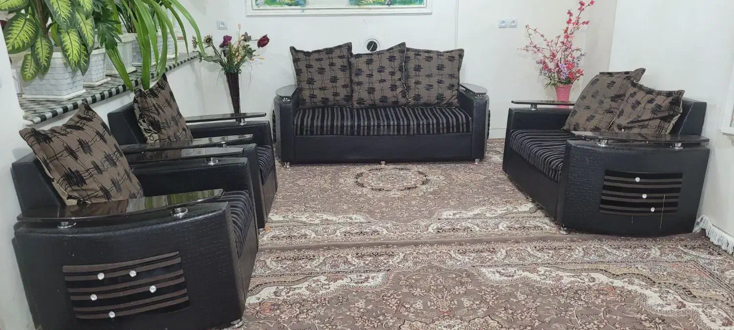 مبل۷نفردرهدنو|مبلمان خانگی و میز عسلی|مرودشت, ثبت احوال|دیوار