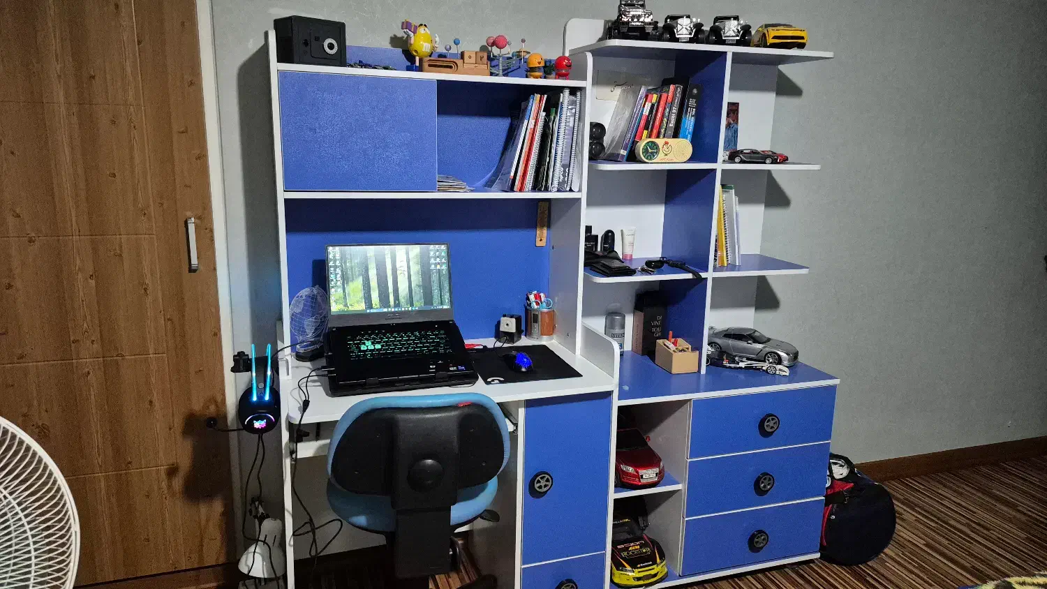 سرویس خواب کودک و نوجوان طرح ماشین فراری|تخت و سرویس خواب|تهران, ازگل|دیوار