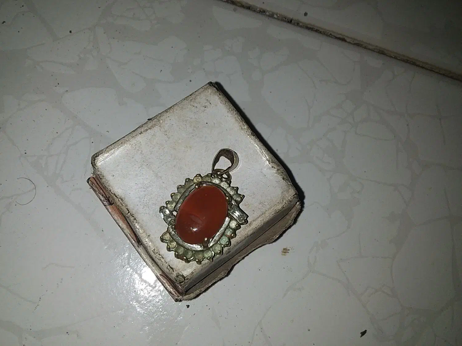 گردبندپلاک طلا۱۸|جواهرات|اسلام‌شهر, شهرک قائمیه|دیوار