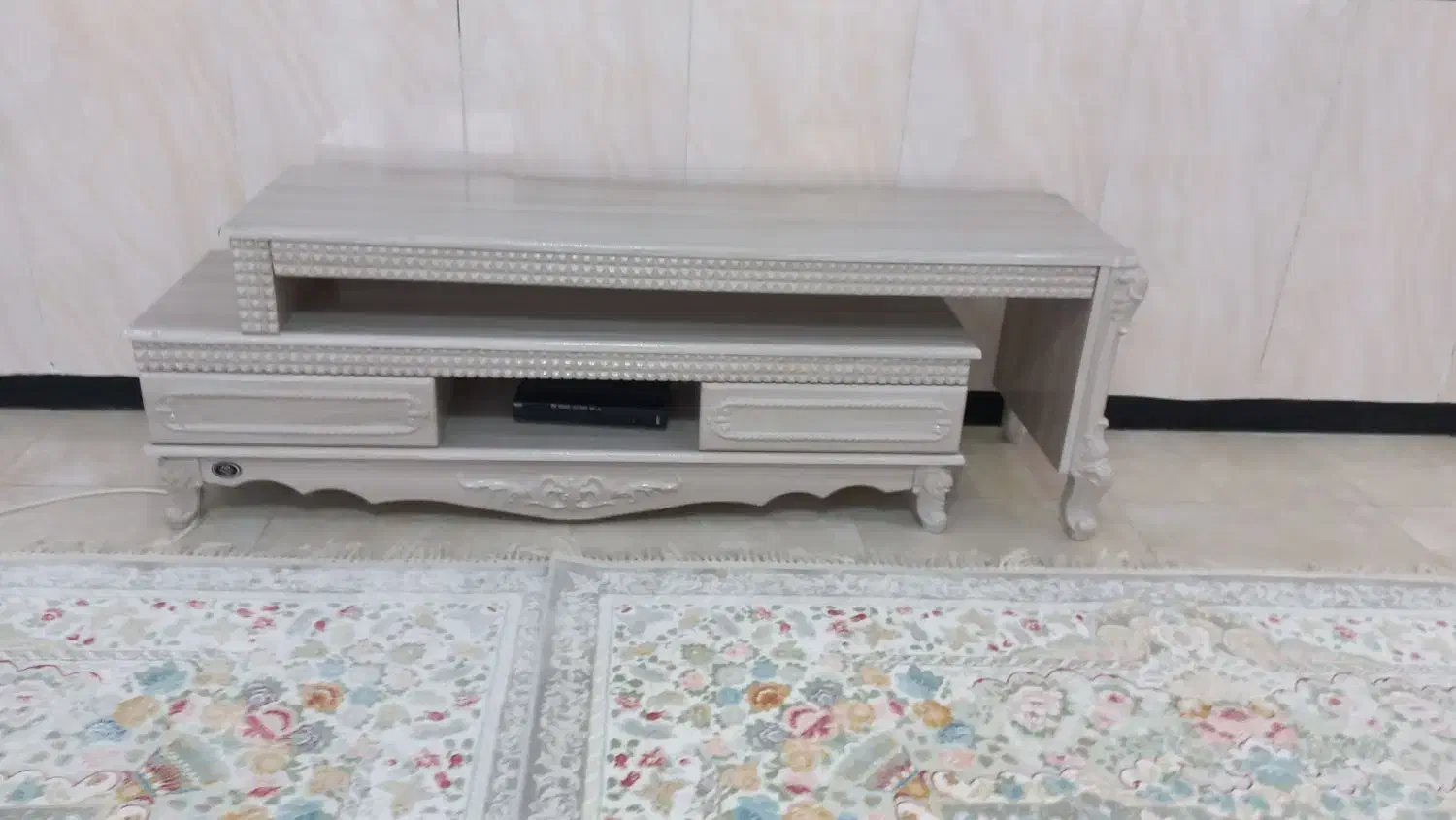 میز تلویزیون  ام دی اف هایگلاس شرکتی درحدنو|میز تلویزیون|قروه, |دیوار