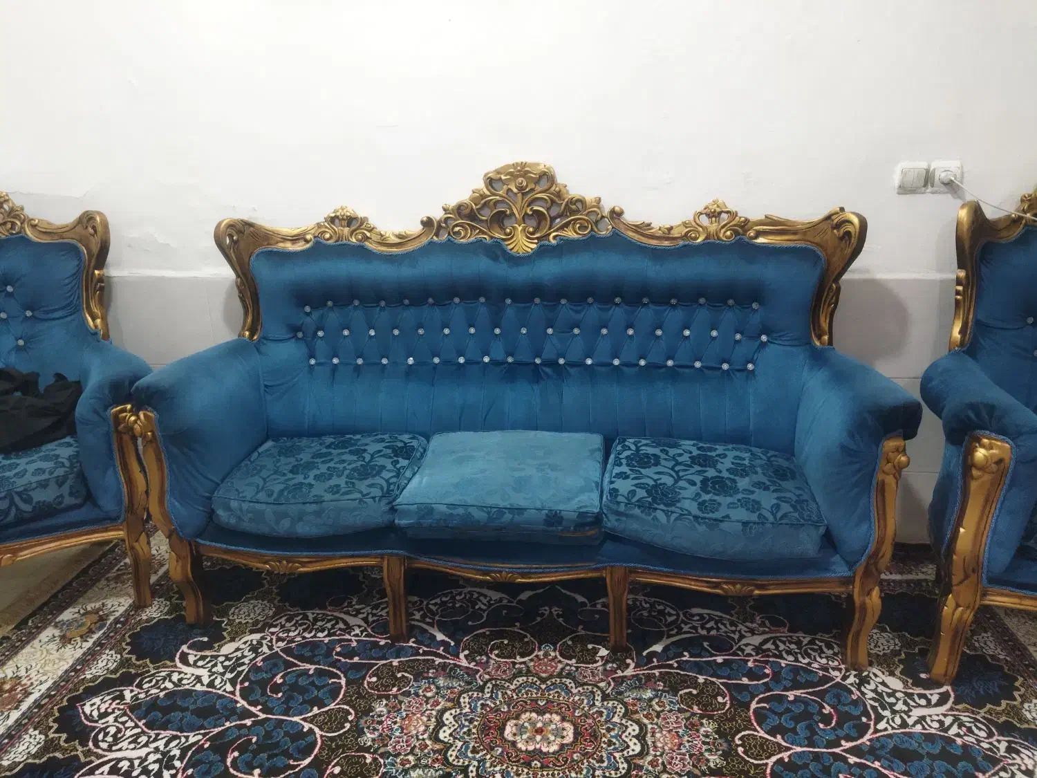 مبل سلطنتی و میزعسلی|مبلمان خانگی و میز عسلی|اصفهان, پروین|دیوار