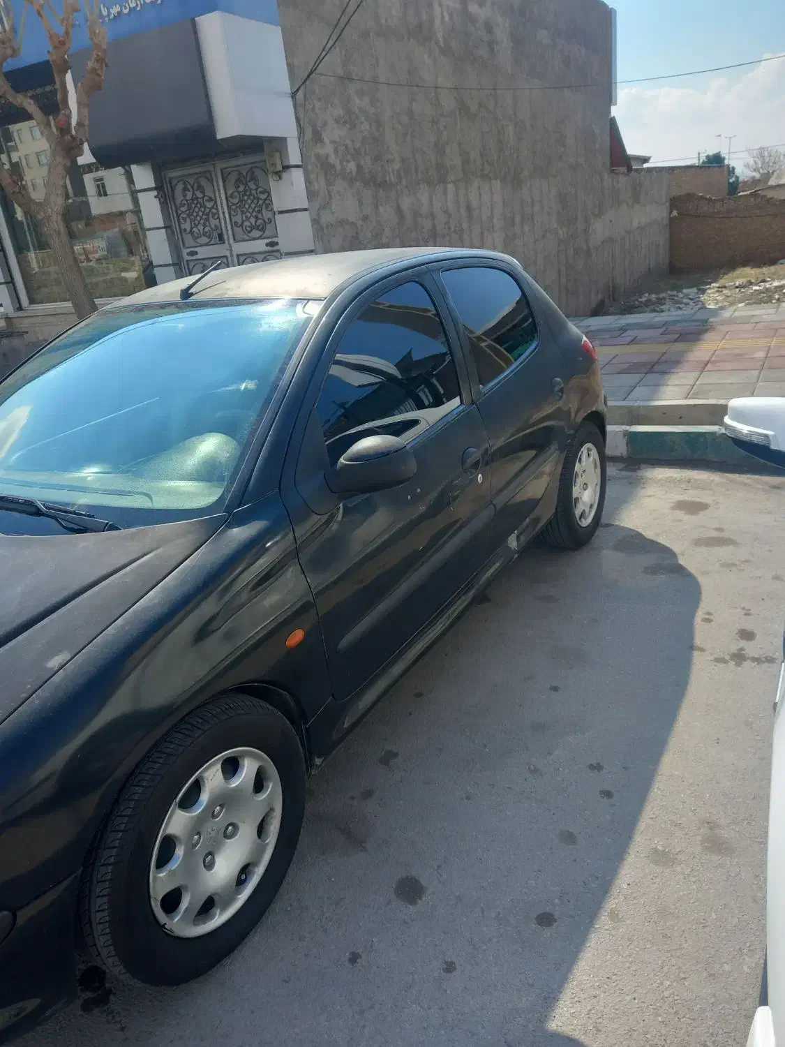 پژو۲۰۶ سالم|خودرو سواری و وانت|آبیک, |دیوار