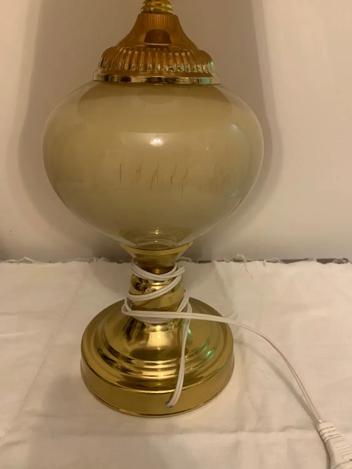 اباژور نو نو شیک مناسب هدیه یا جهیزیه دادن|چراغ خواب و آباژور|کرج, حاجی آباد|دیوار