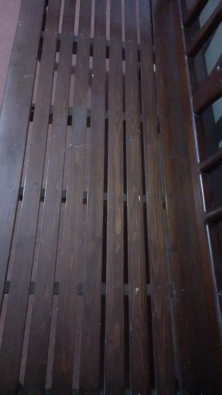 میز سنفره چوبی محکم کارکرده|صندلی و نیمکت|رباطکریم, مسکن مهر آبشناسان|دیوار