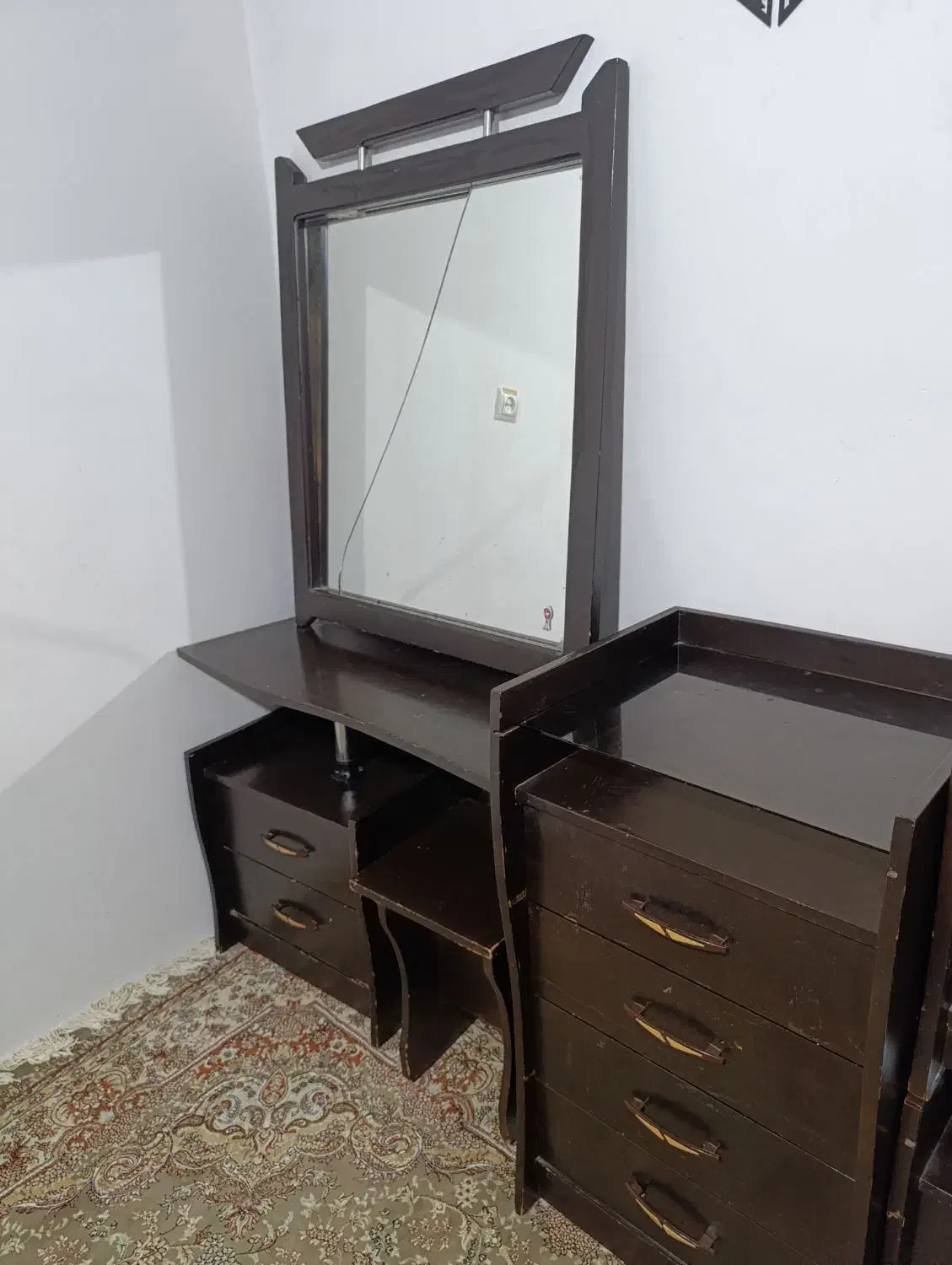 سرویس خواب تخت دو نفره|تخت و سرویس خواب|بجنورد, |دیوار