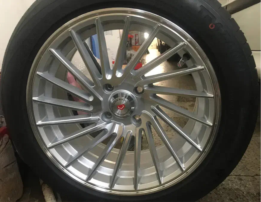 رینگ و لاستیک ووسن ۲۰۲۵|قطعات یدکی و لوازم جانبی|بروجرد, |دیوار