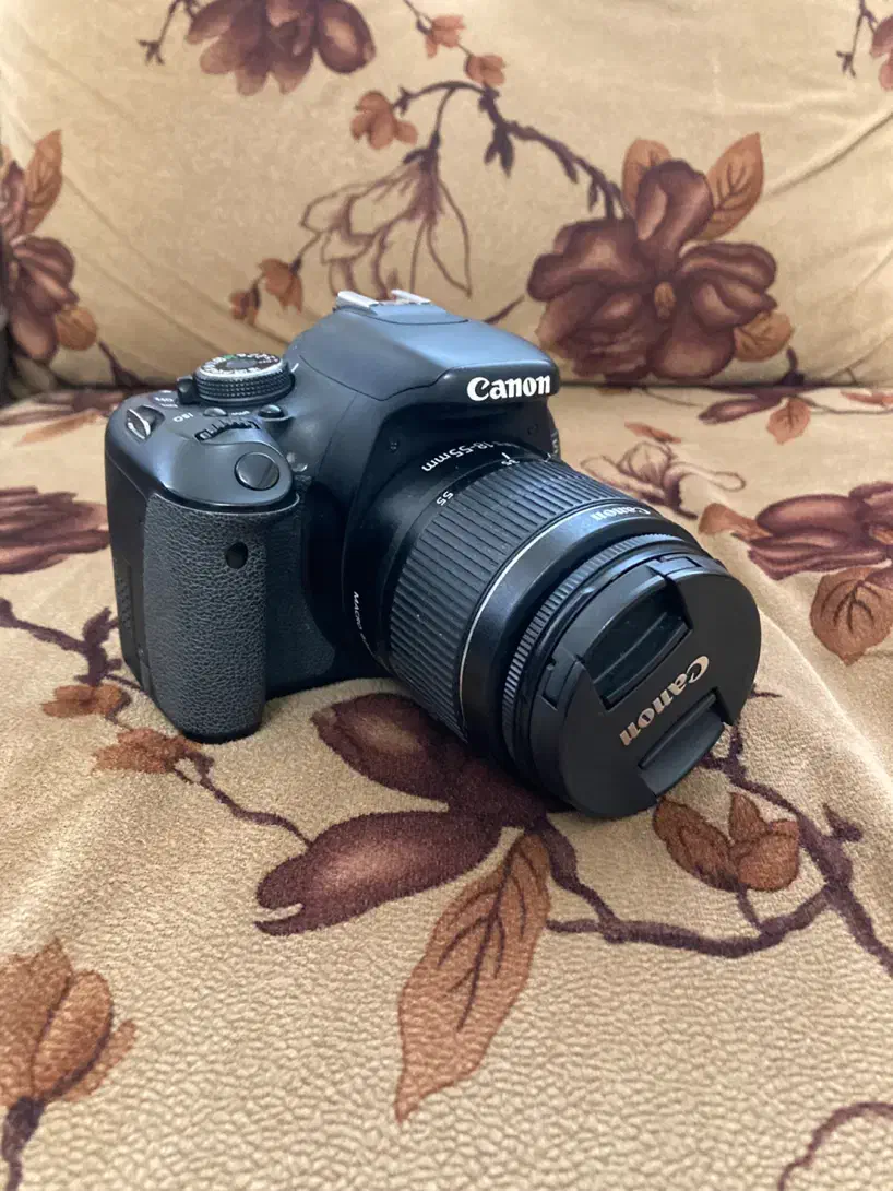 دوربین 600d کنون|دوربین عکاسی و فیلم‌برداری|کرج, شهرک اوج|دیوار