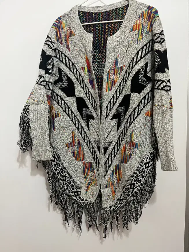 پانچ نو|کیف، کفش، کمربند|زنجان, |دیوار