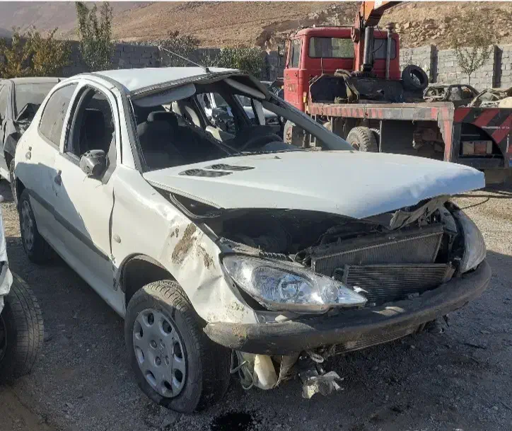 پژو ۲۰۶ تیپ ۵ مدل ۹۶|خودرو سواری و وانت|اراک, |دیوار