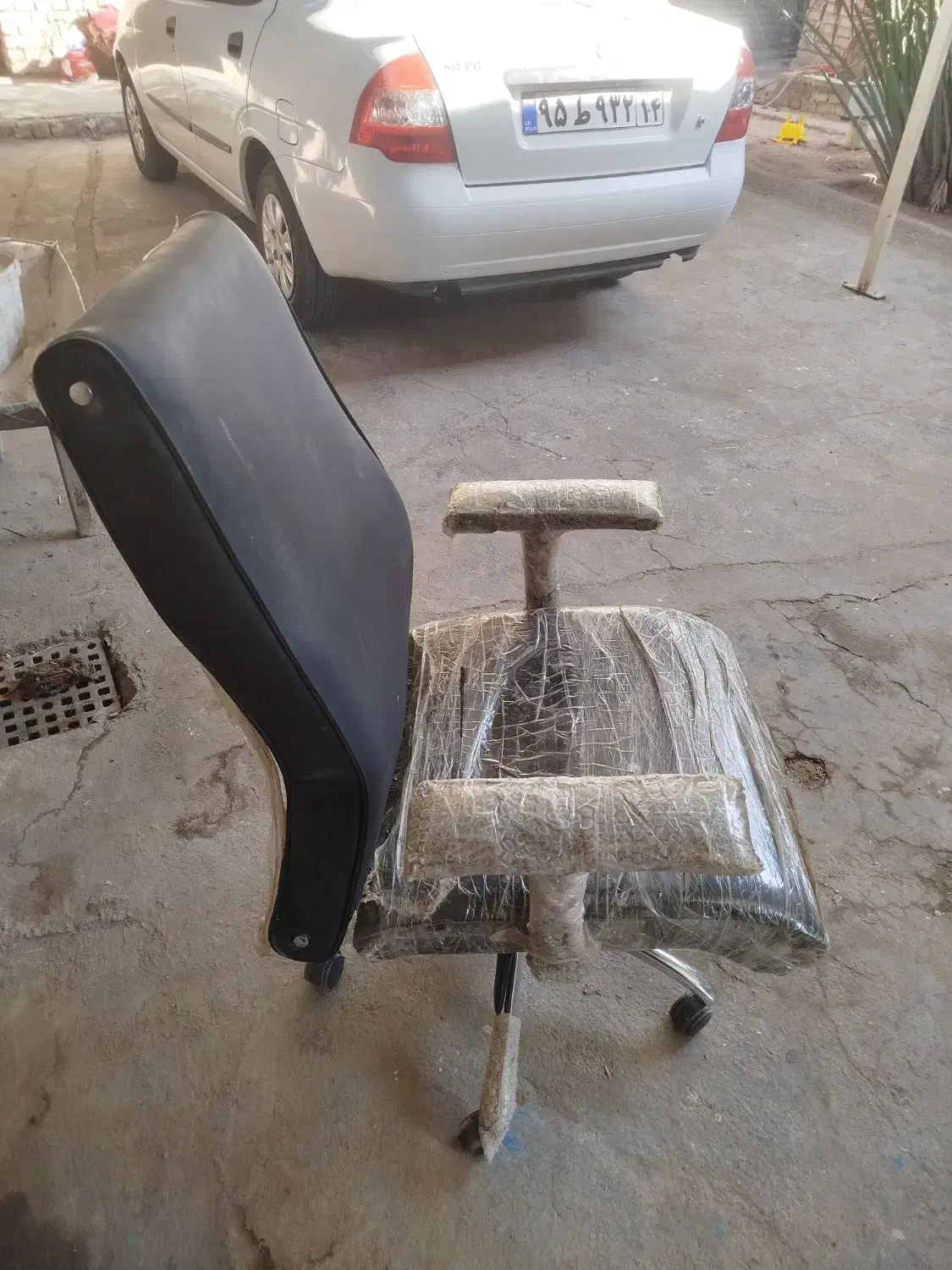 دکه آلمینیومی.صندلی|فروشگاه و مغازه|کارون, |دیوار