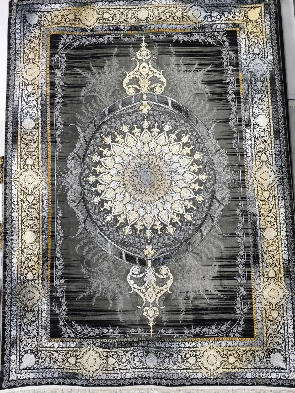 سرای فرش ماندگار|فرش|نورآباد, |دیوار