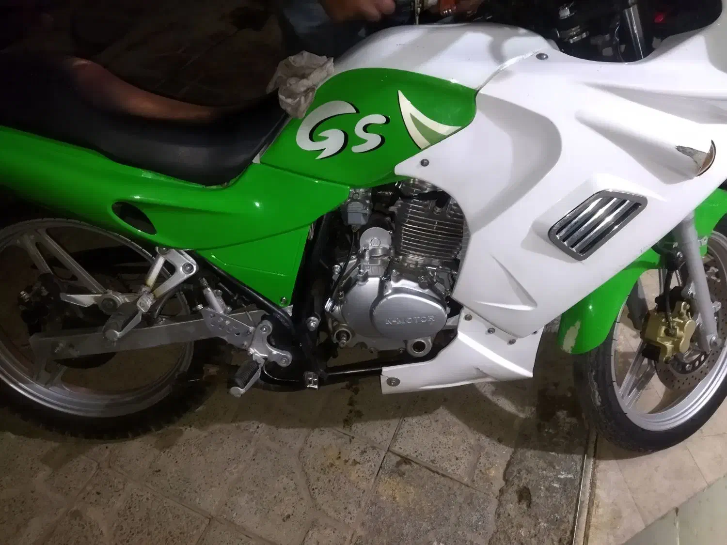 موتور 250چهارسوپاپ|موتورسیکلت|بهارستان, |دیوار