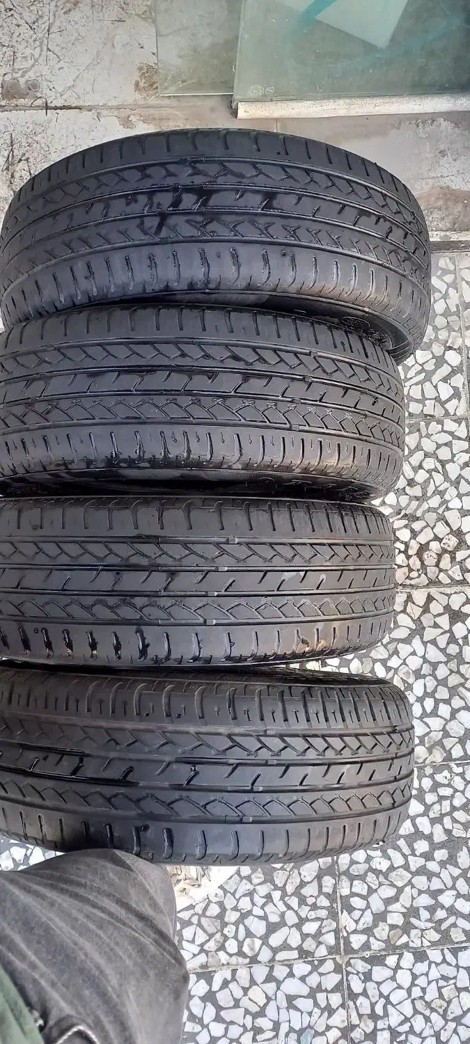 لاستیک ۱۴ پژو بارز ۱۸۵ تاریخ ۲۰۲۴|قطعات یدکی و لوازم جانبی|ساری, |دیوار