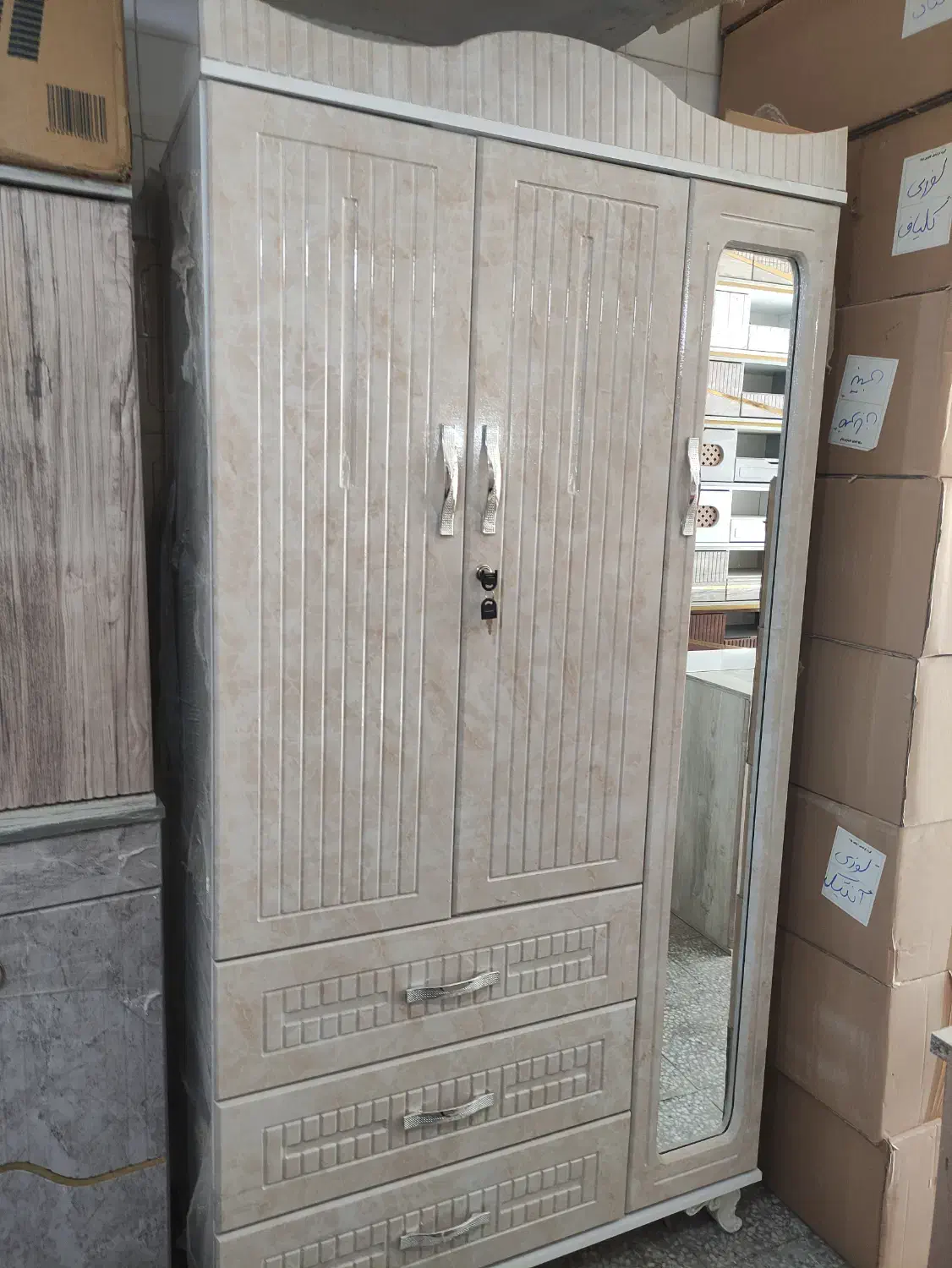 کمد سه در وکیوم|جاکفشی، کمد، دراور|جهرم, |دیوار