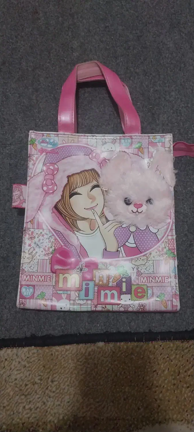 کیف دستی دخترانه|کیف، کفش، کمربند|میانه, |دیوار