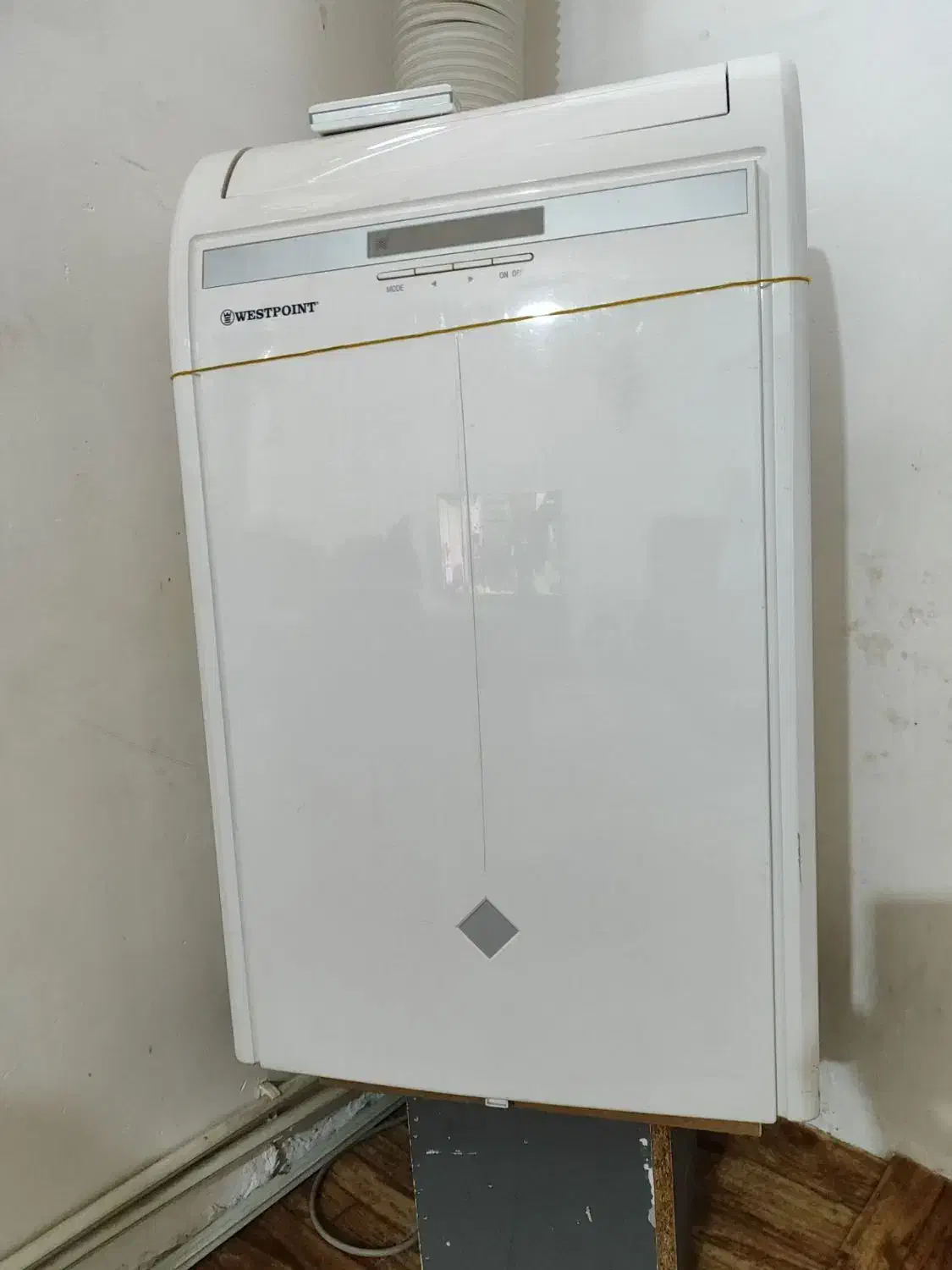 12هزارکولر|کولر گازی و فن‌کوئل|تبریز, |دیوار