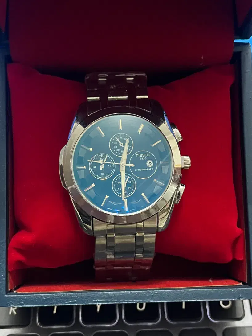 ساعت تیسوت تاریخ دار درجه یک|ساعت|کرج, شهرک بنفشه|دیوار