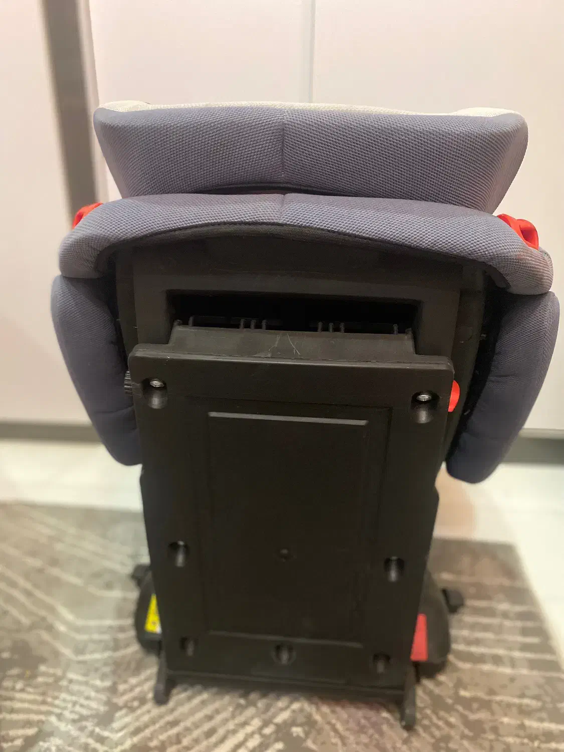 صندلی ماشین برند زویی zooye|تخت و صندلی بچه|شهریار, شهرک وائین|دیوار