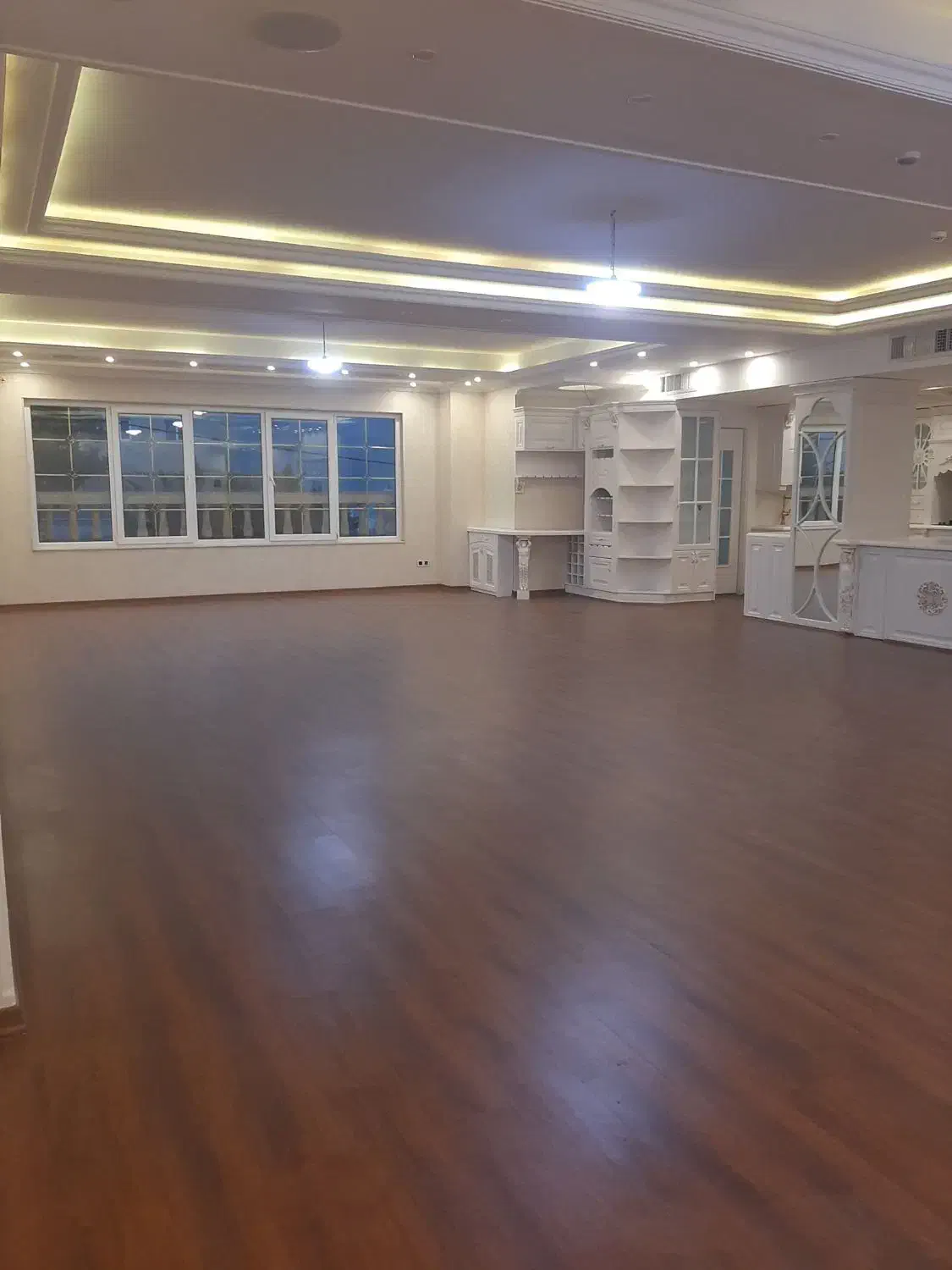 بلوارگیلان/۲۷۵متر/۴خواب/طبقه چهارم/دوپارکینک|فروش آپارتمان|رشت, بلوار گیلان|دیوار