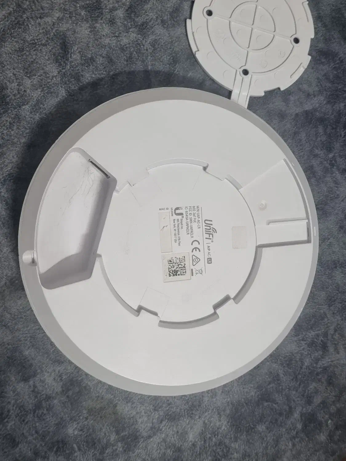 اکسس پوینت یوبیکیوتی مدل UNIFI UAP AC LR|مودم و تجهیزات شبکه|تهران, خواجه نصیر طوسی|دیوار