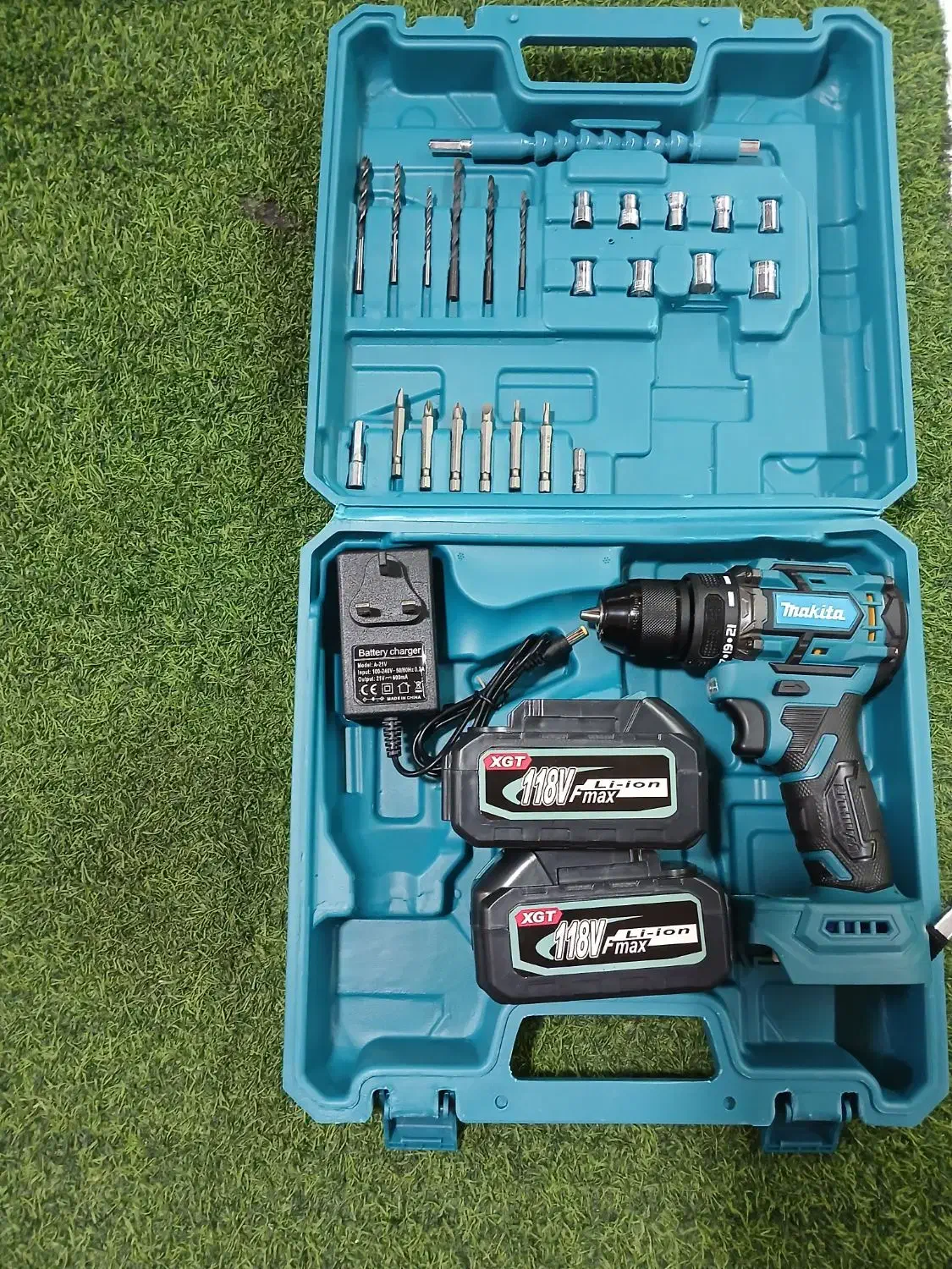 دریل شارژی ۸۸ ولت ماکیتا ودیوالت موتوربراشلس صنعتی|ماشینآلات صنعتی|فردیس, فردیس|دیوار