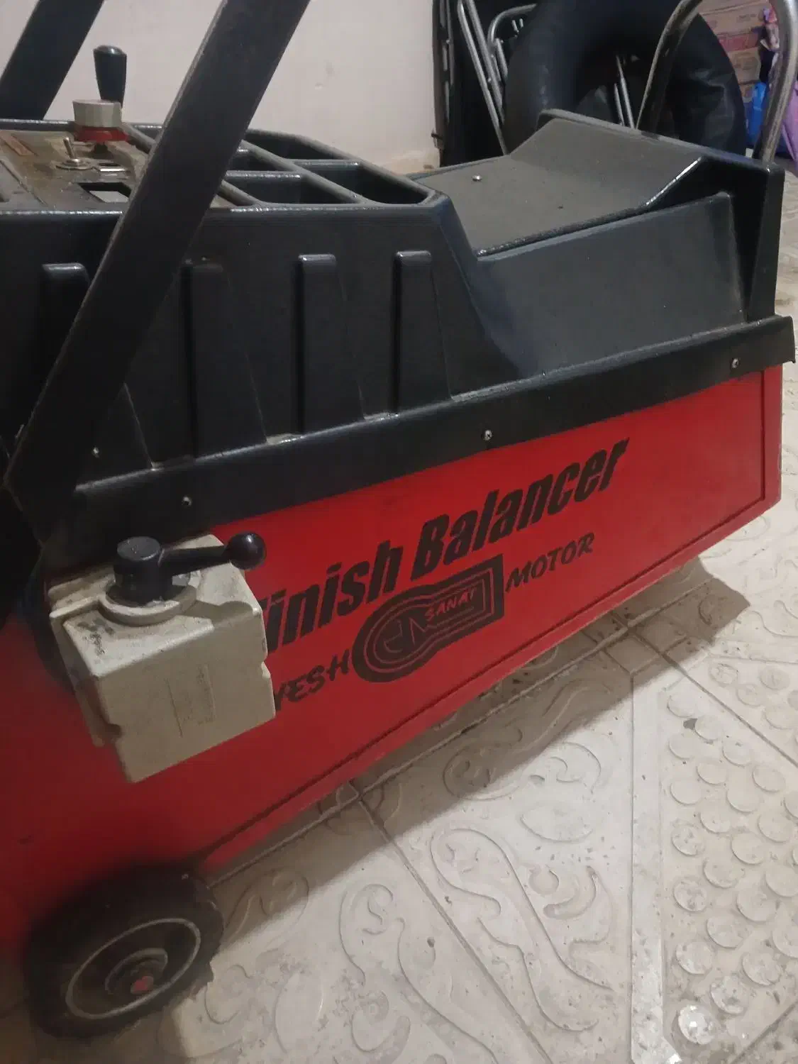 بالانس لیزری|ماشین‌آلات صنعتی|شاهین دژ, |دیوار