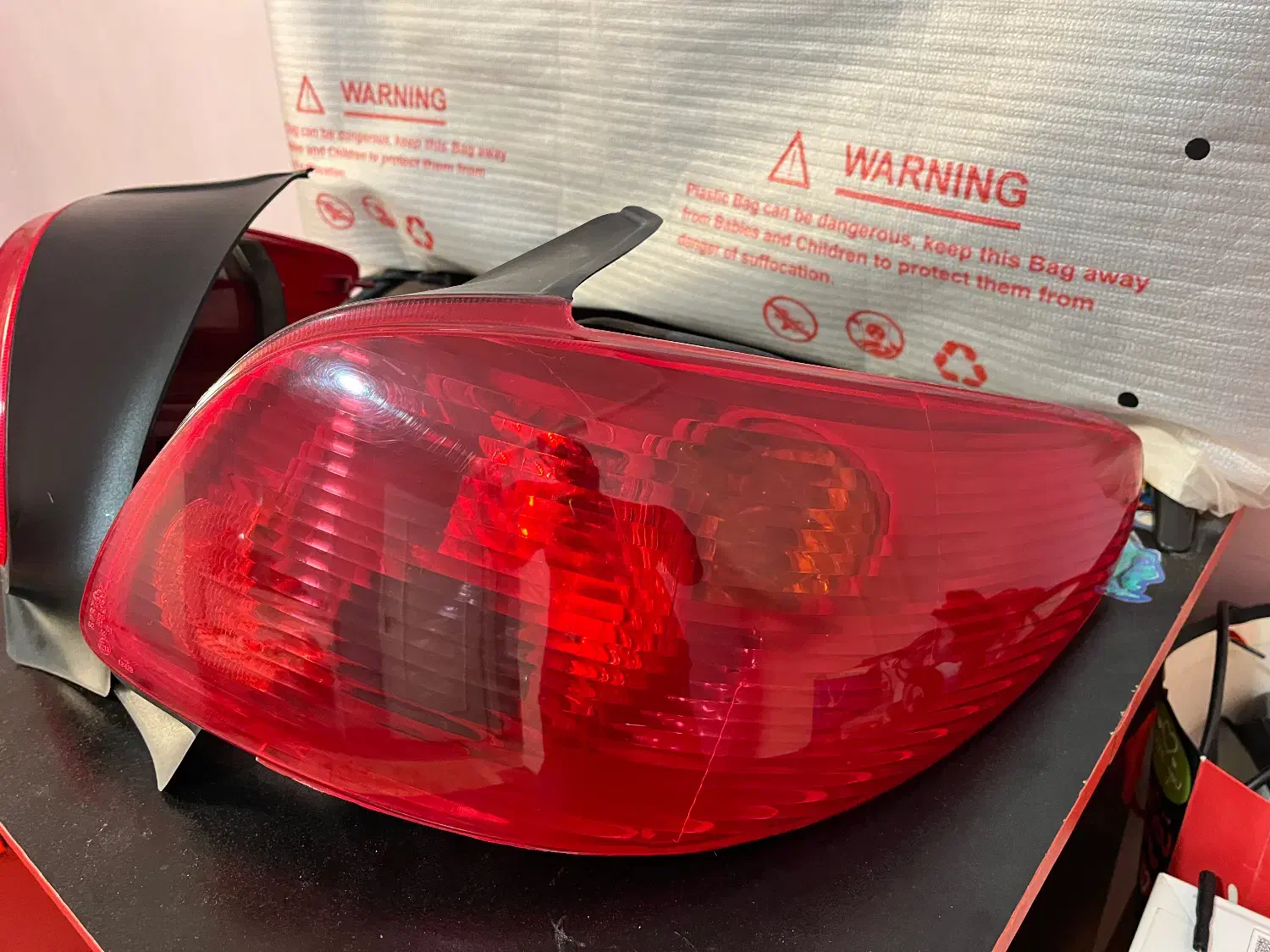 چراغ عقب پژو 206|قطعات یدکی و لوازم جانبی|اهواز, کوروش|دیوار