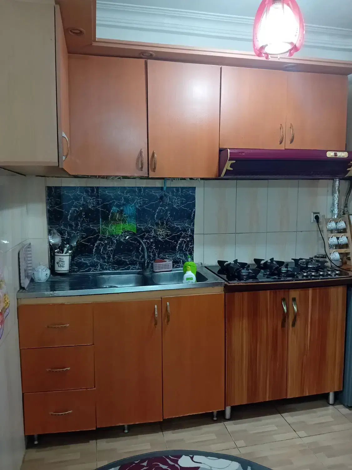 کابینت دسته دوم|آب‌چکان و نظم‌دهنده ظروف|فومن, |دیوار