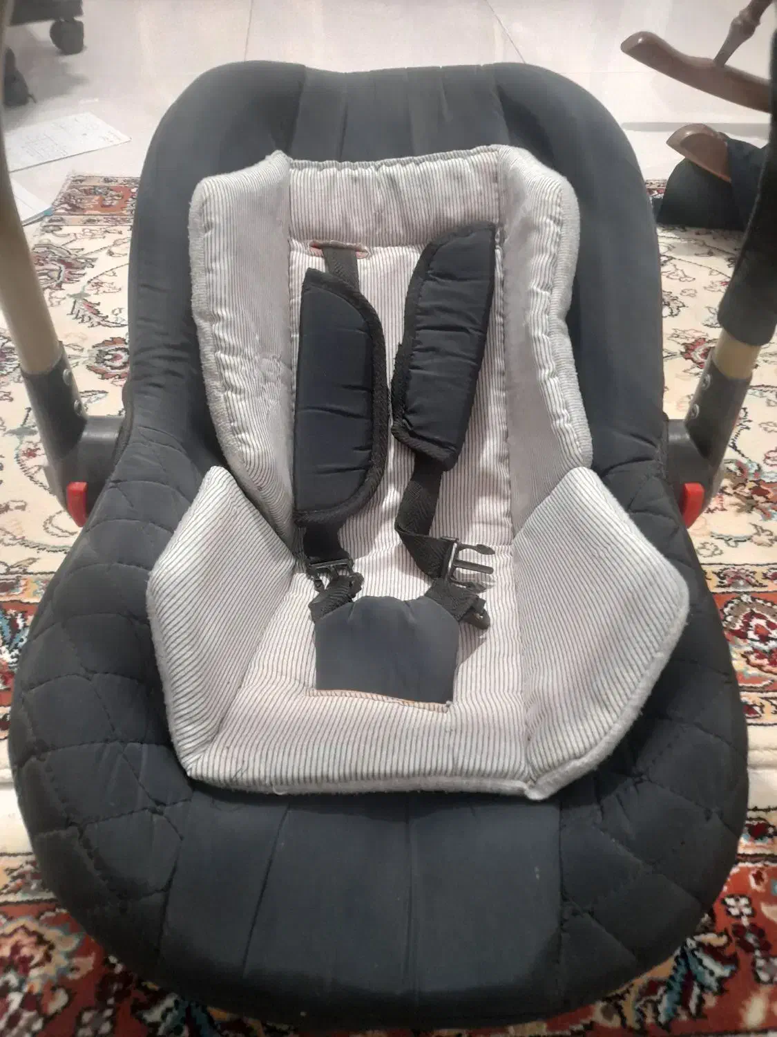 گهواره وکریر|تخت و سرویس خواب|کرج, محمود آباد|دیوار