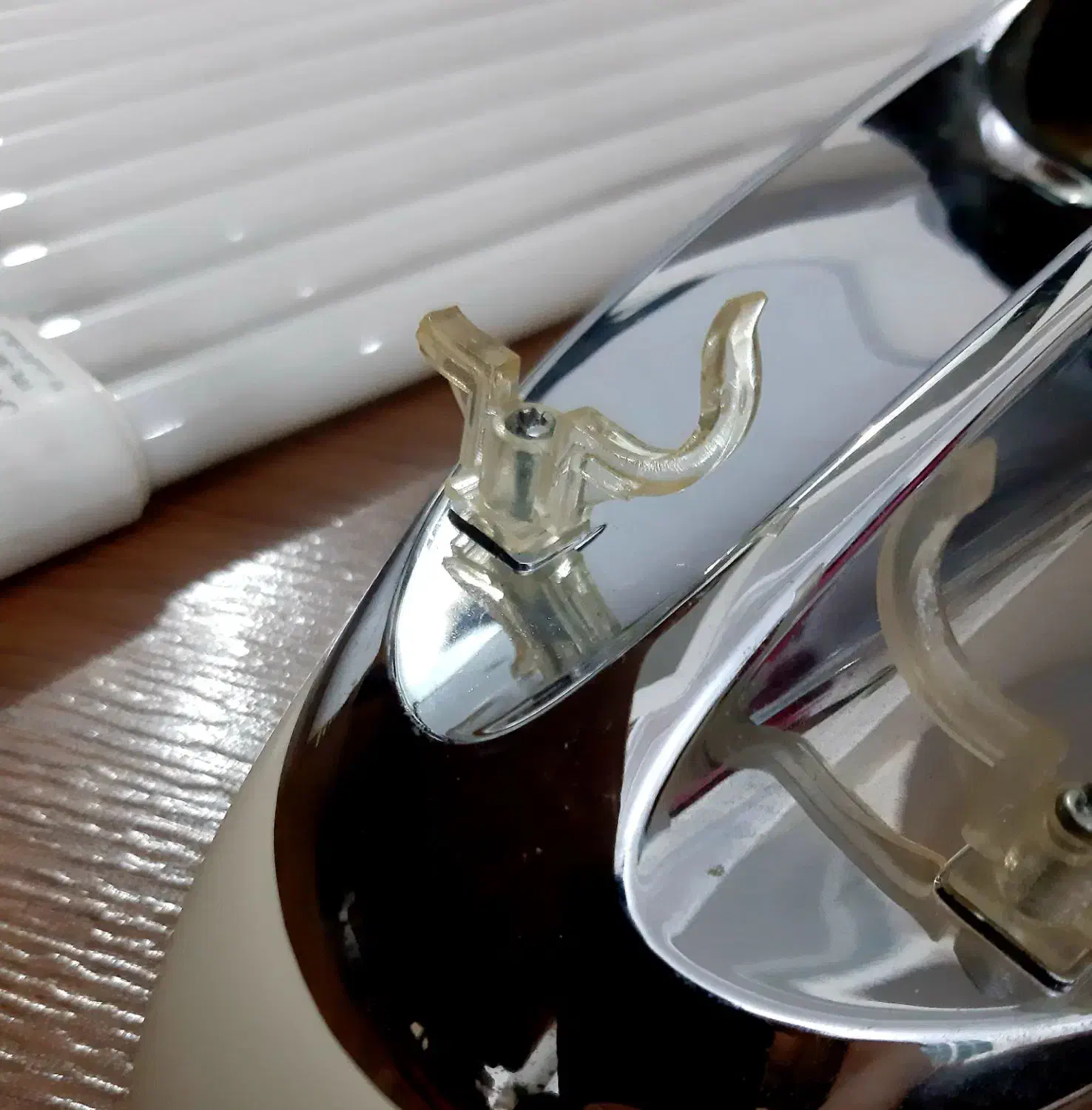 مهتابی پارس دوقلو و چهارقلو|لامپ و چراغ|اندیشه, اندیشه فاز ۱|دیوار