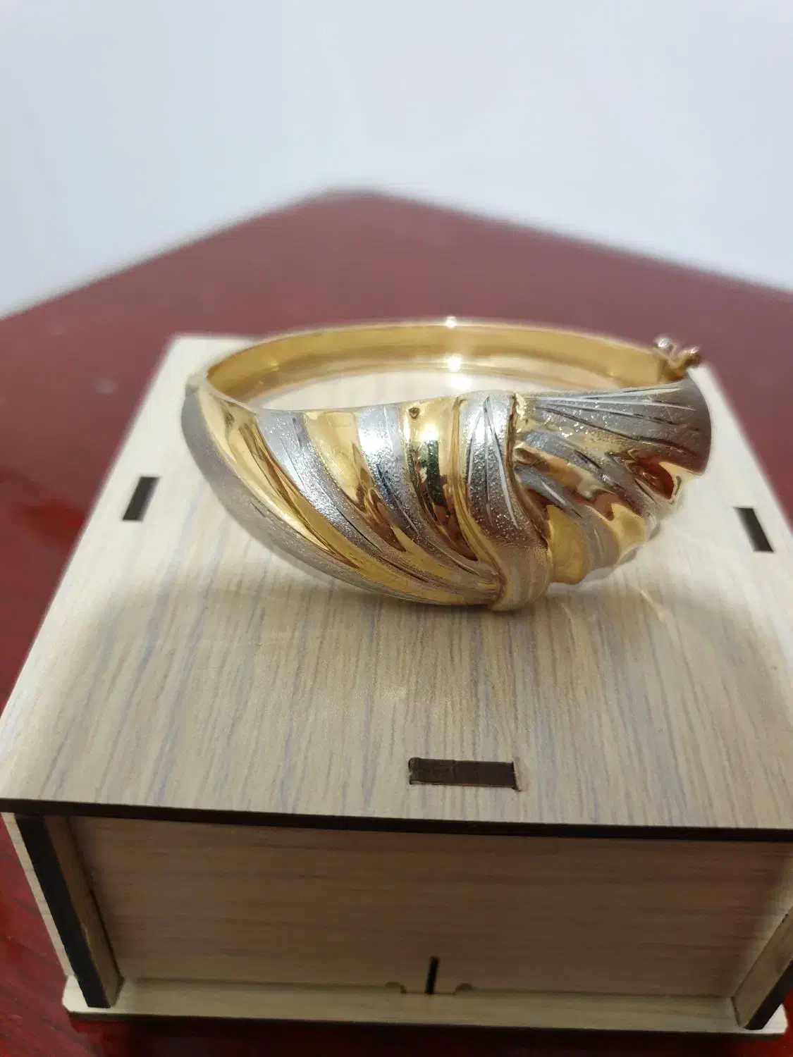 دستبند طلا|جواهرات|نسیم‌شهر, |دیوار