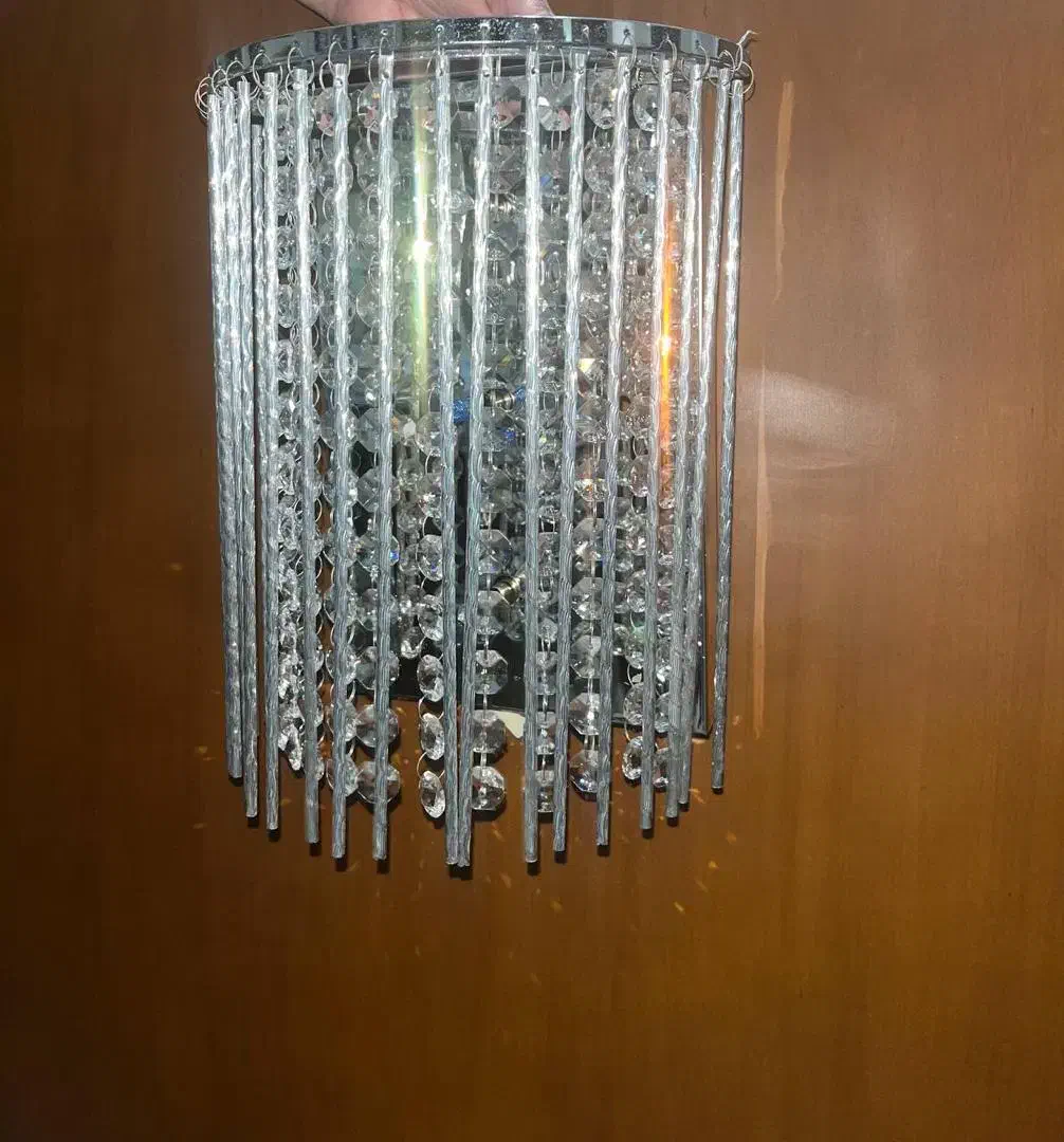 لوستر|لوستر و چراغ آویز|رشت, پیرسرا|دیوار