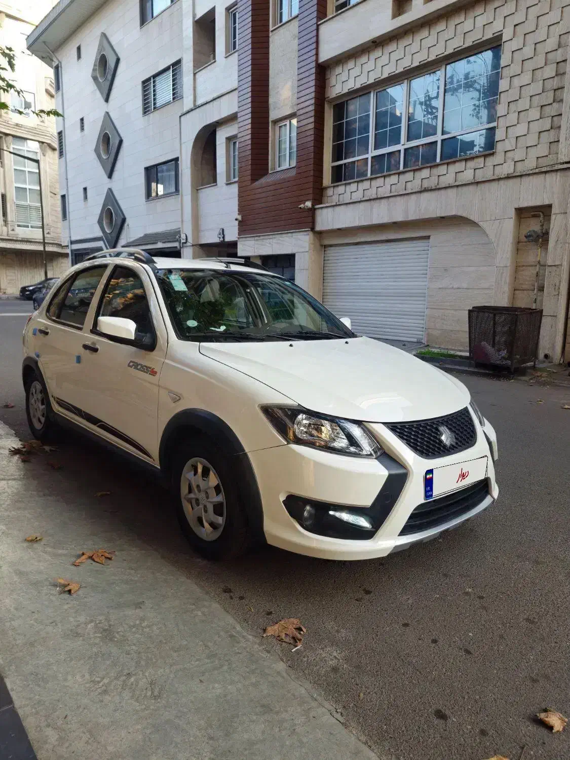 کوییک GX مدل 1403 با ESC|خودرو سواری و وانت|رشت, معلم|دیوار