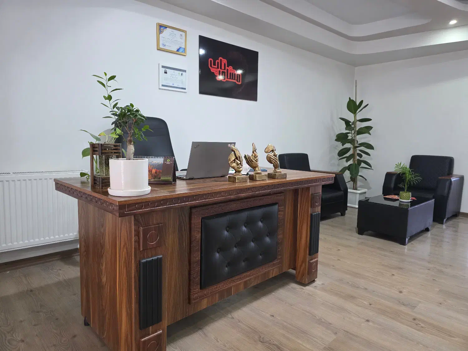 مشاور تحصیلی همراه با سالن مطالعه vip زیر نظرمشاور|خدمات آموزشی|تبریز, |دیوار