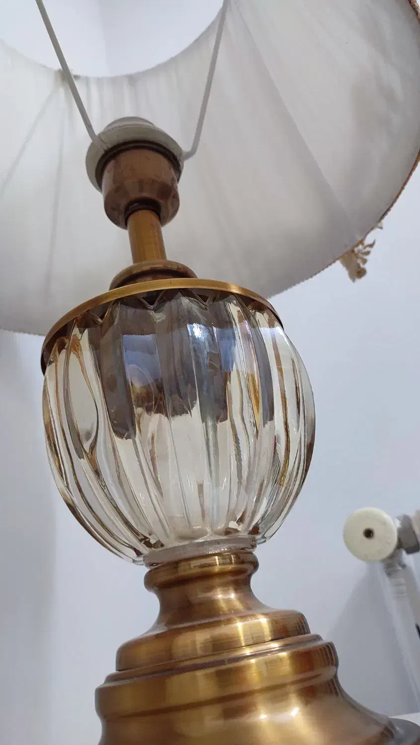 آباژور رو میزی|چراغ خواب و آباژور|کاشان, شهرک خاتم الانبیا (مسکن ملی کاشان)|دیوار