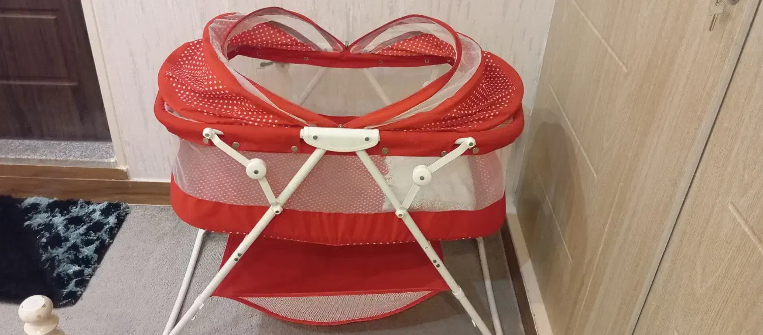 گهواره نوزاد|تخت و صندلی بچه|نسیمشهر, |دیوار