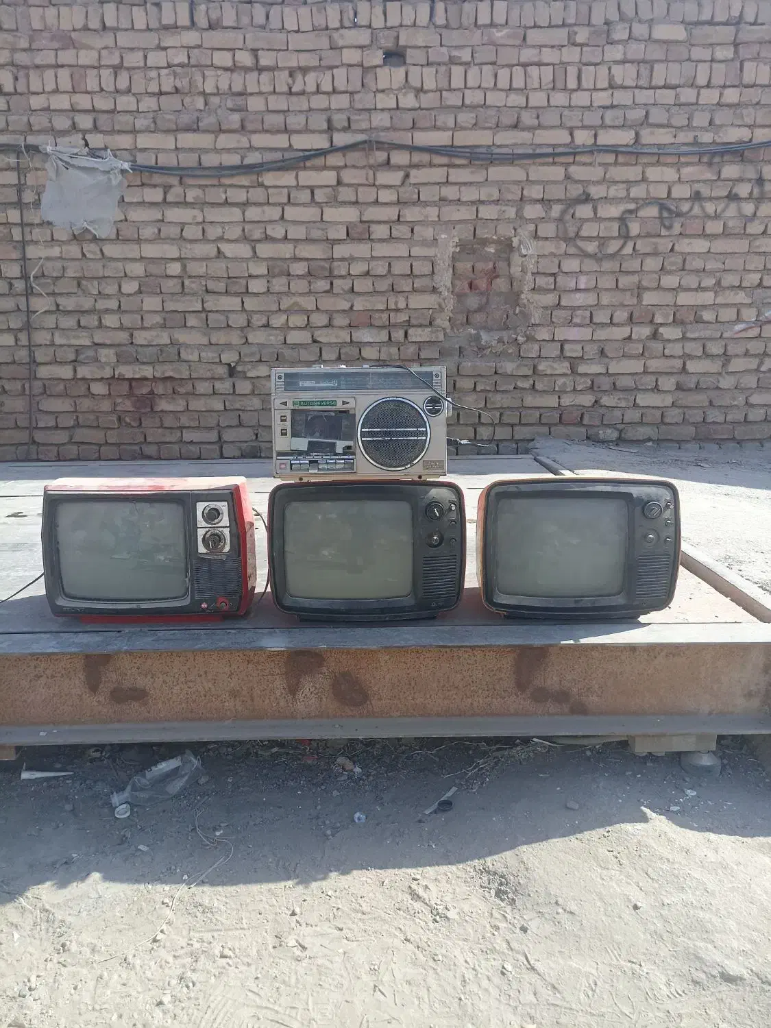 تلویزیونهای عتیقه سالم سالم|تلویزیون و پروژکتور|کاشان, بازار کاشان|دیوار