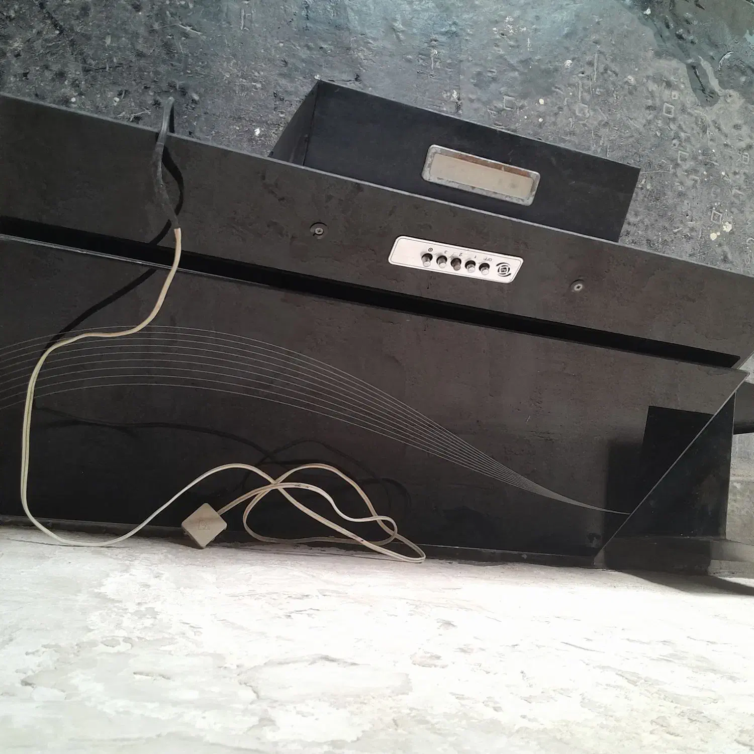 هود سالم درحدنو|هود|اندیمشک, |دیوار