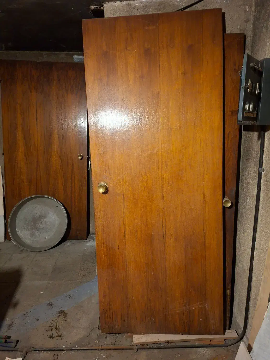 درب چوبی اتاق و سرویس|مصالح و تجهیزات ساختمان|تهران, خواجه نظام الملک|دیوار