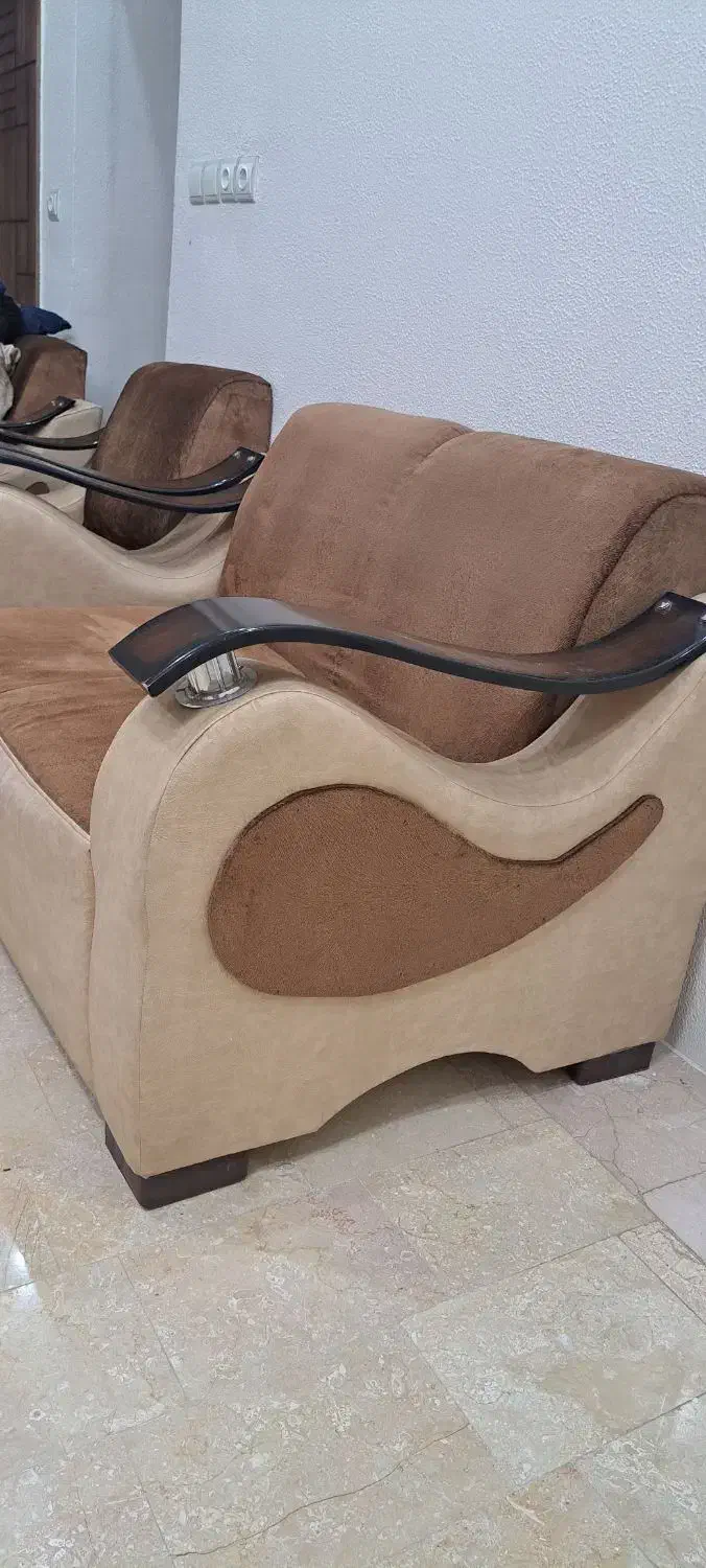 مبلمان|مبلمان خانگی و میز عسلی|برخوار, |دیوار