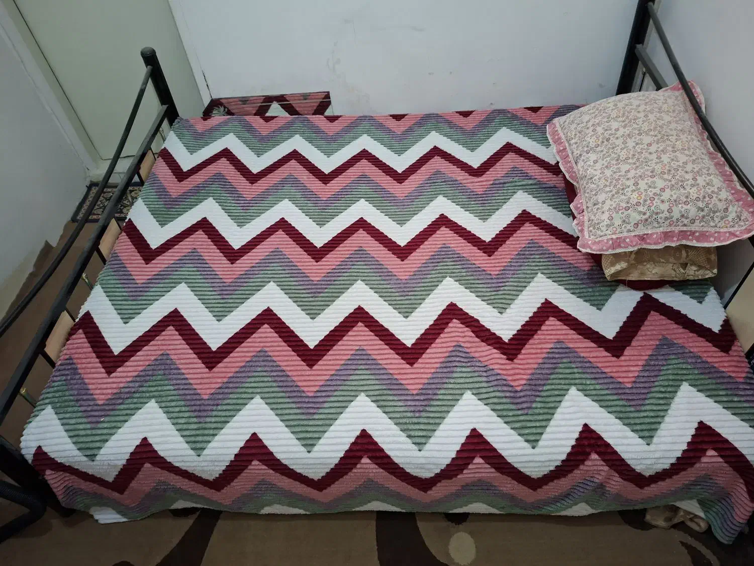 تخت فر فوژه دونفره فلزی|تخت و سرویس خواب|شهریار, اصیل آباد|دیوار