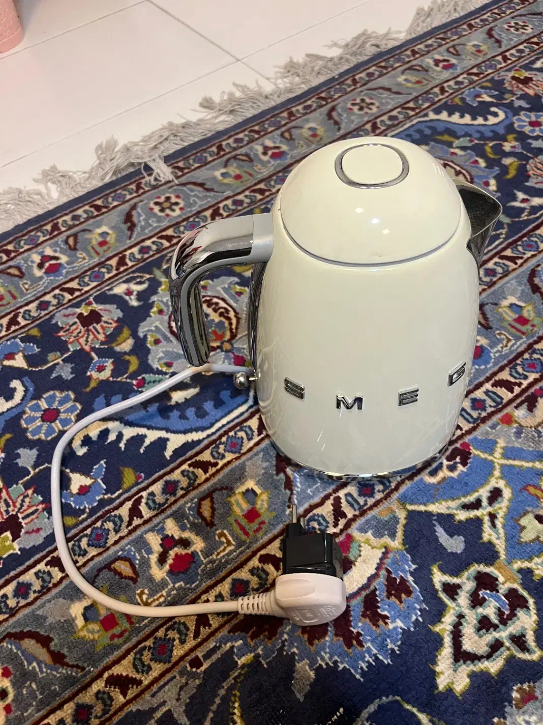 کتری برقی تستر و قهوه ساز اسمگ کرم رنگ|قوری، کتری، قهوه‌ساز دستی|تهران, مینای شمالی (مخبر)|دیوار