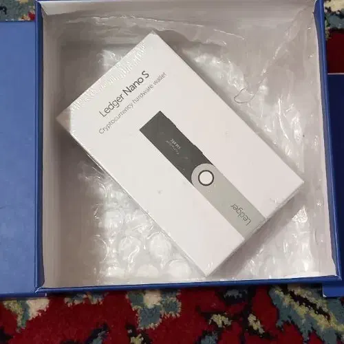 کیف ارزدیجیتال Ledger Nano S|قطعات و لوازم جانبی رایانه|ابریشم, |دیوار