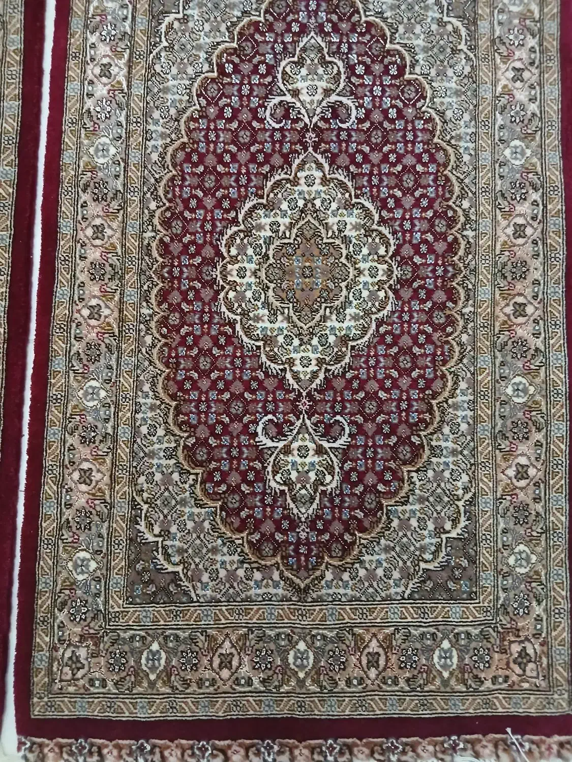 فرش دستبافت (ماهی خوی)|فرش|خوی, |دیوار