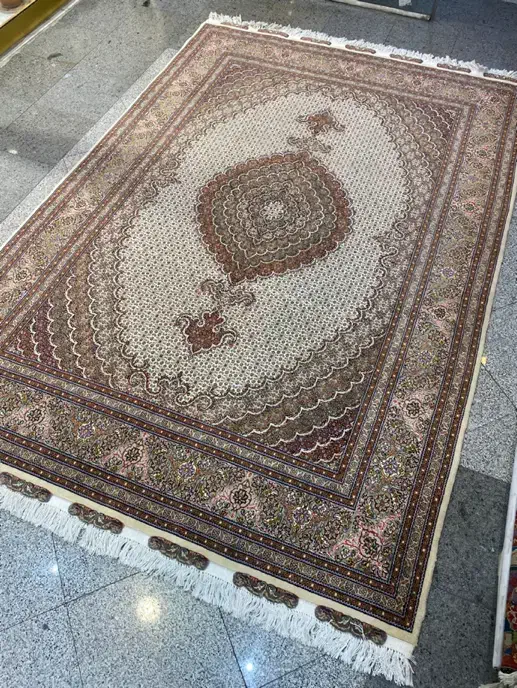 ۶ متری ماهی ۴۰ رج ۷لا|فرش|تبریز, |دیوار